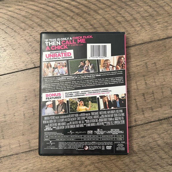 Bridesmaids dvd - Picture 2 of 2